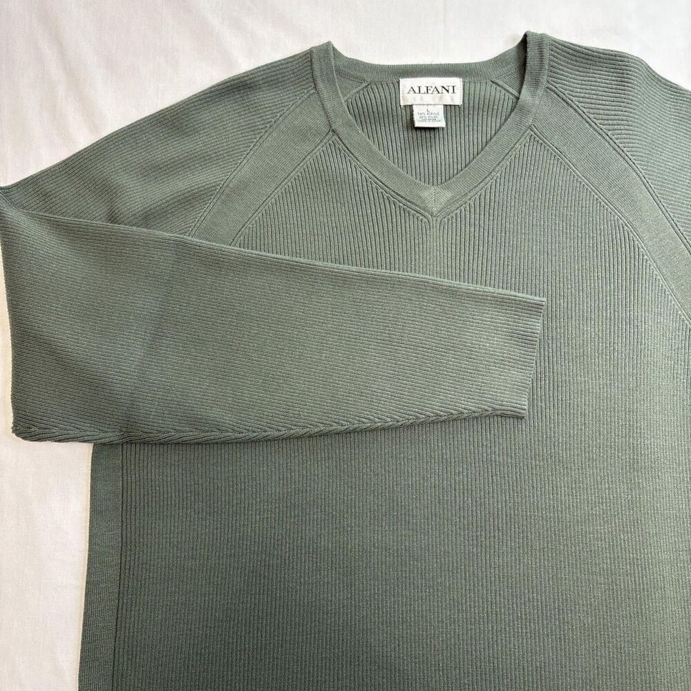 Alfani Men's Green Jumper